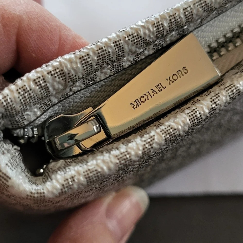 Michael Kors Faux Leather Adjust Belt Bag/Fanny Pack MK Logo S/M - Picture 5 of 8